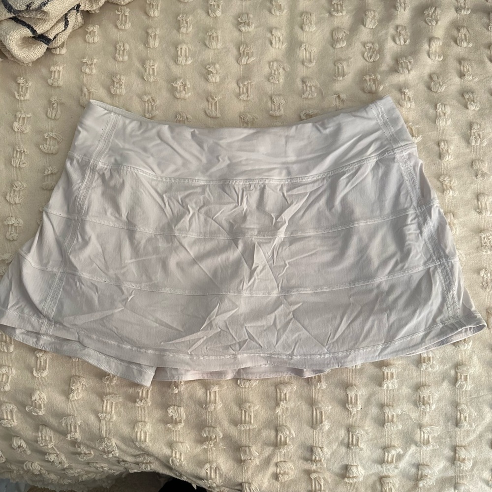 Lululemon Pace Rival Skirt size 8 Reg Barely worn